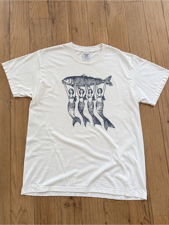 Gildan Tops - White Short Sleeve Tee Navy Mermaid Fish Graphic T-shirt